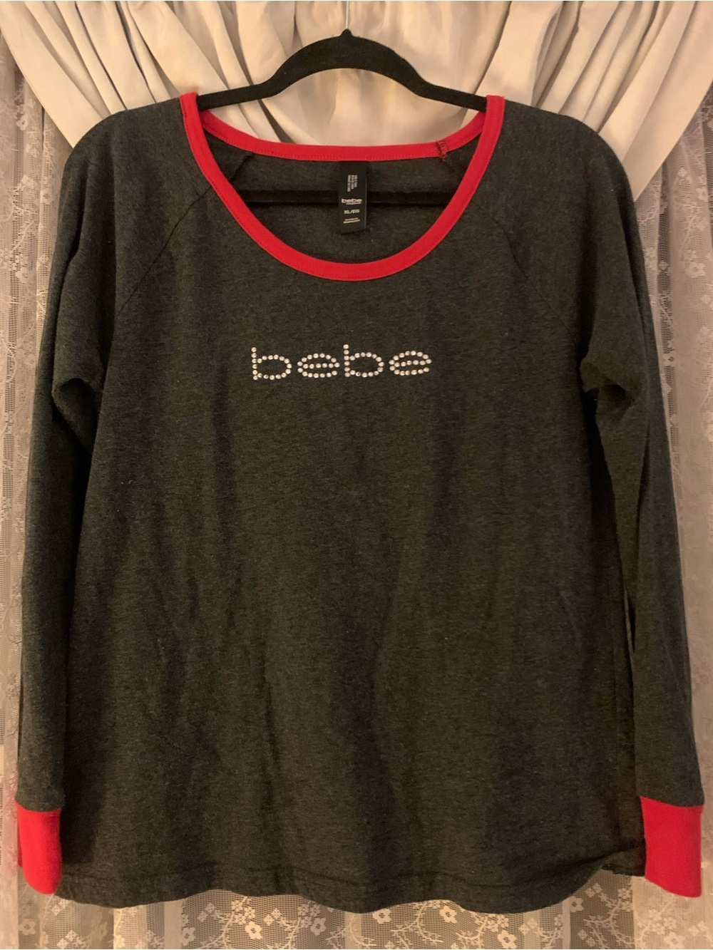 Bebe Woman's XL Long Sleeve Shirt